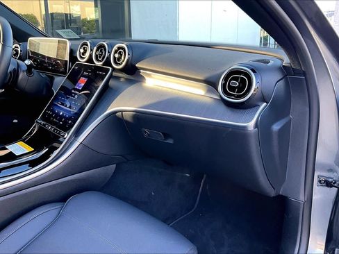 Used 2025 Mercedes-Benz C 300 C 300 image 18