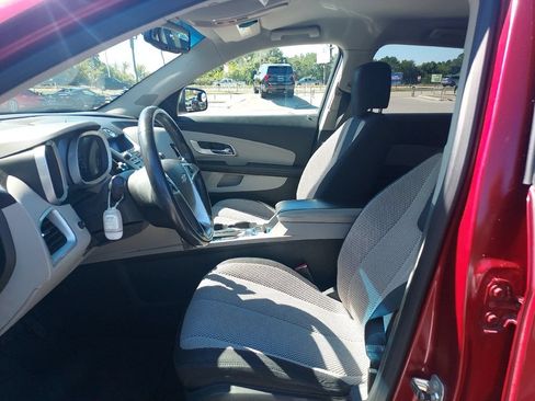 Used 2010 Chevrolet Equinox LT w/ Chrome Appearance Package FWD image 5
