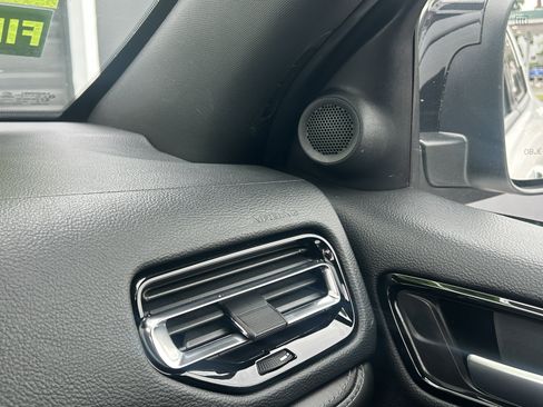 Used 2021 Dodge Durango SXT AWD/4WD image 32