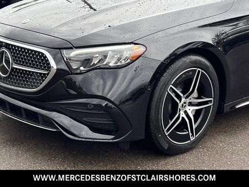 Used 2026 Mercedes-Benz E 350 4MATIC Sedan image 9