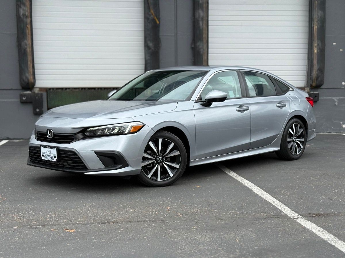 Used 2024 Honda Civic EX image 8