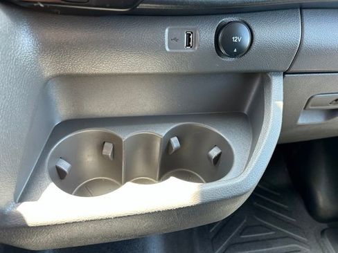 Used 2025 Ford Transit 250 148 Medium Roof RWD image 19