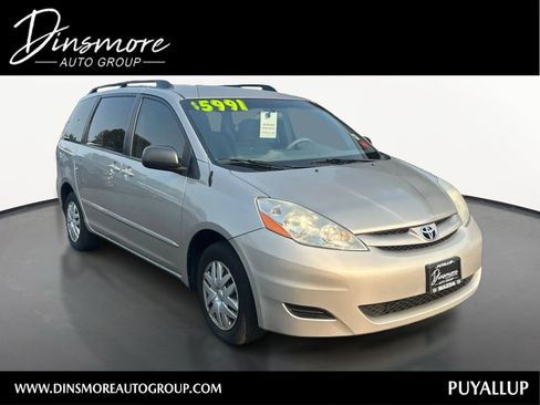 Used 2010 Toyota Sienna CE FWD image 1