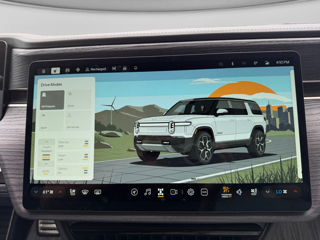 Used 2024 Rivian R1S Adventure Dual AWD/4WD image 10
