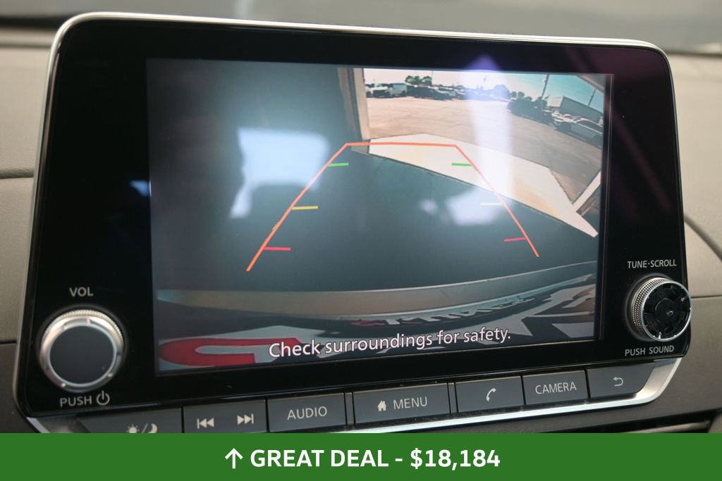 Used 2024 Nissan Altima 2.5 SV FWD image 33