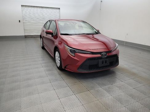 Used 2022 Toyota Corolla LE FWD image 13