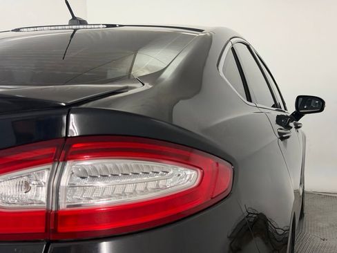 Used 2013 Ford Fusion Titanium w/ Titanium Driver Assist Pkg AWD/4WD image 57
