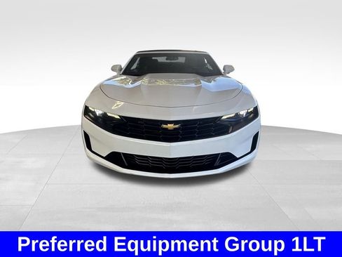 Used 2023 Chevrolet Camaro LT image 9