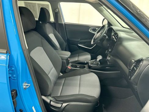 Certified 2023 Kia Soul S FWD image 22