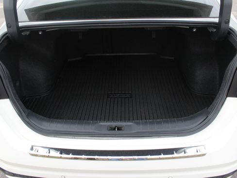 Used 2022 Nissan Altima 2.5 Platinum image 9