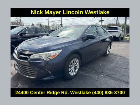 Used 2017 Toyota Camry XLE image 1