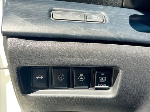 Used 2023 Nissan Maxima Platinum w/ Sport Mat Group image 10