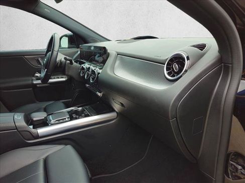 Used 2023 Mercedes-Benz GLA 250 image 18