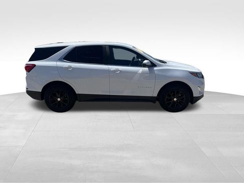 Used 2021 Chevrolet Equinox LT AWD/4WD image 8