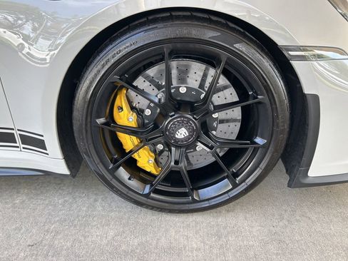 Used 2022 Porsche 911 GT3 RWD image 23