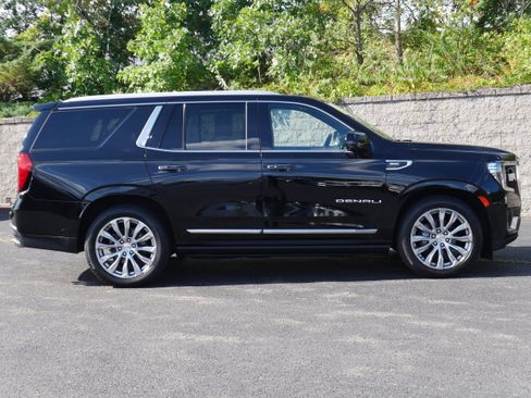 Certified 2022 GMC Yukon Denali w/ Max Trailering Package AWD/4WD image 11