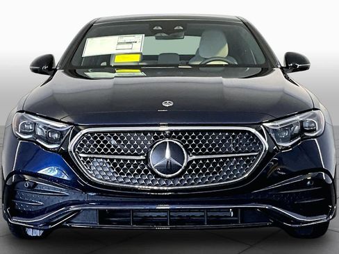 New 2027 Mercedes-Benz E 350 4MATIC Sedan image 2