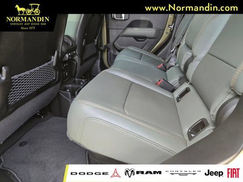 New 2026 Jeep Gladiator Mojave AWD/4WD image 8