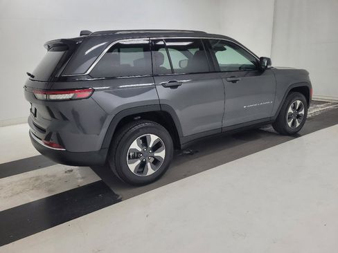 Used 2022 Jeep Grand Cherokee Limited 4xe image 10