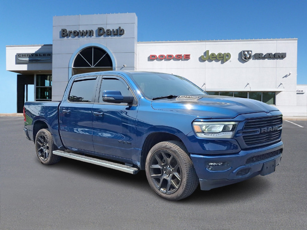 Used 2023 RAM 1500 Laramie AWD/4WD image 1