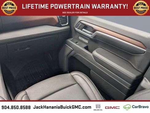 Used 2024 GMC Sierra 1500 Denali w/ Technology Package AWD/4WD image 16