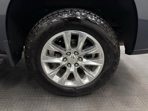 Used 2022 Chevrolet Silverado 1500 LTZ w/ LTZ Convenience Package II image 11