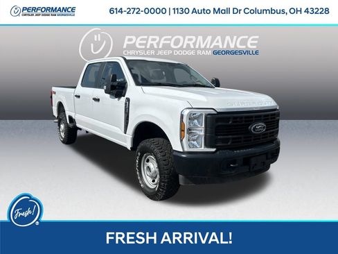 Used 2024 Ford F250 XL w/ 360-Degree Camera Package AWD/4WD image 1