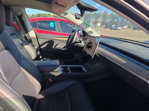 Used 2021 Tesla Model Y Long Range AWD/4WD image 5