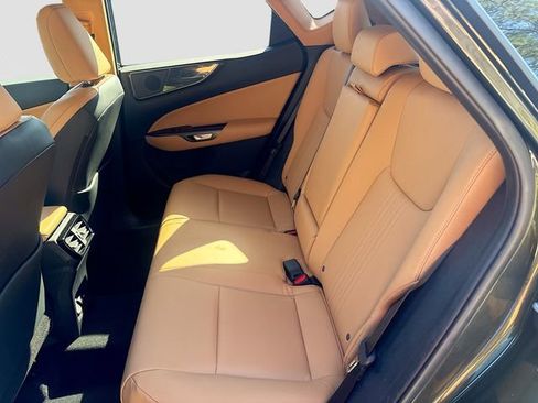 Used 2025 Lexus NX 250 FWD w/ Towing Package (2000 Lbs) image 20