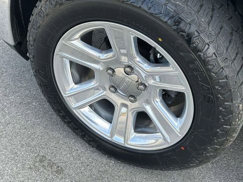 Used 2017 RAM 1500 Lone Star AWD/4WD image 9