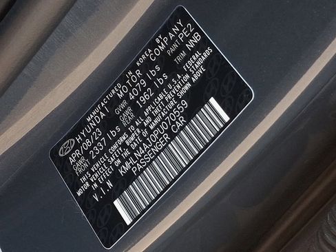 Certified 2023 Hyundai Elantra Limited image 28