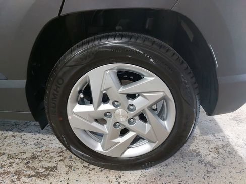 Certified 2026 Hyundai Kona SE FWD image 34