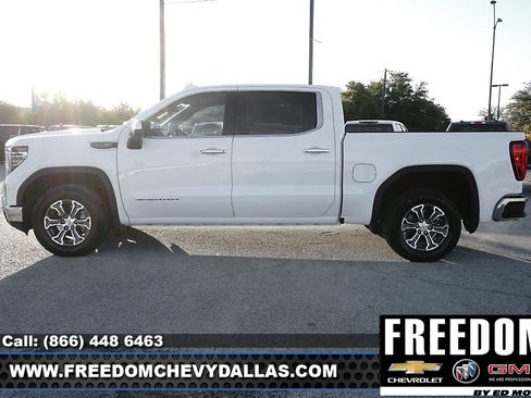 Used 2025 GMC Sierra 1500 SLT image 39