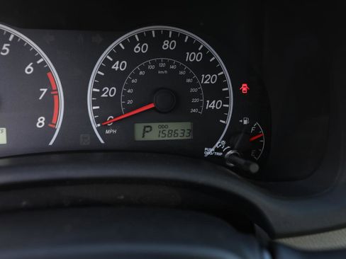 Used 2013 Toyota Corolla LE image 17