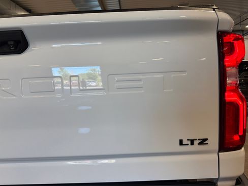 Used 2022 Chevrolet Silverado 3500 LTZ w/ LTZ Plus Package AWD/4WD image 50