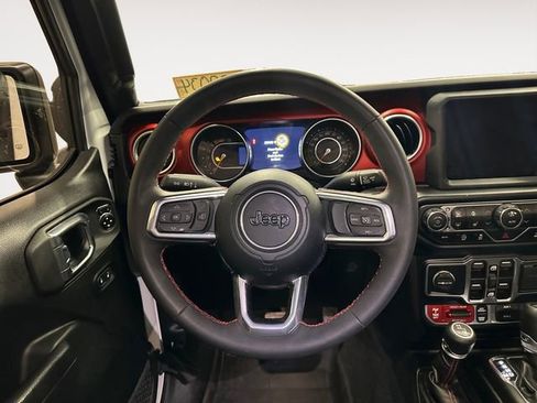 Used 2023 Jeep Gladiator Rubicon w/ Cold Weather Group image 12