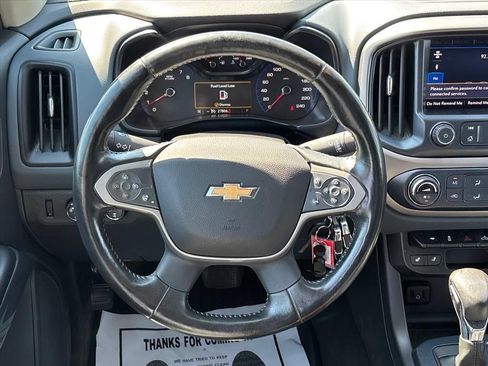 Used 2022 Chevrolet Colorado Z71 w/ Z71 Midnight Edition AWD/4WD image 22