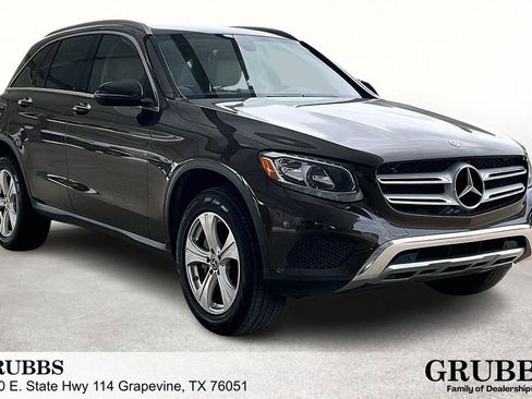 Used 2018 Mercedes-Benz GLC 300 w/ Premium Package image 1