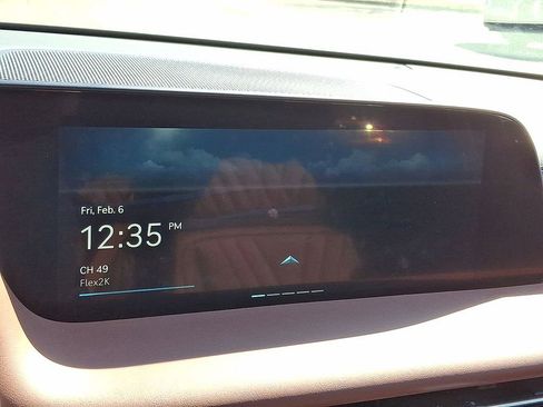 Used 2025 Genesis G90 3.5T image 14