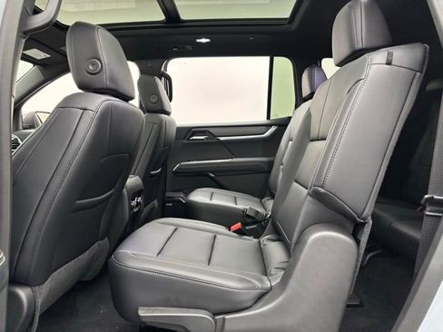 New 2026 GMC Acadia Elevation w/ Elevation Premium Package image 43