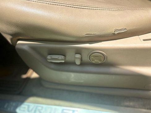 Used 2012 Chevrolet Tahoe LTZ image 36