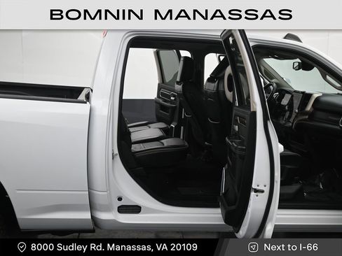 Used 2024 RAM 2500 Laramie AWD/4WD image 10