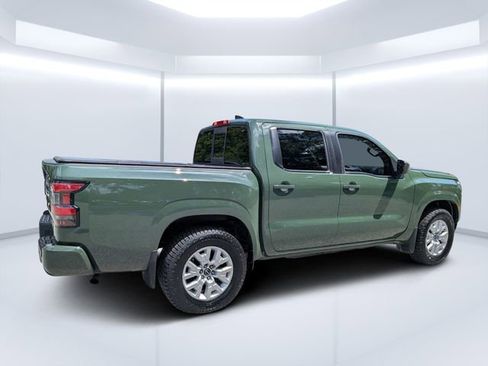 Used 2022 Nissan Frontier SV AWD/4WD image 3