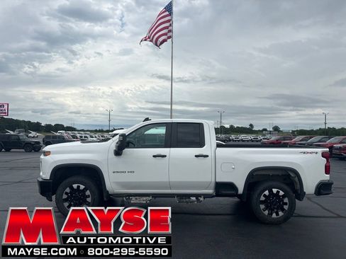 Used 2020 Chevrolet Silverado 2500 Custom w/ Custom Value Package AWD/4WD image 1