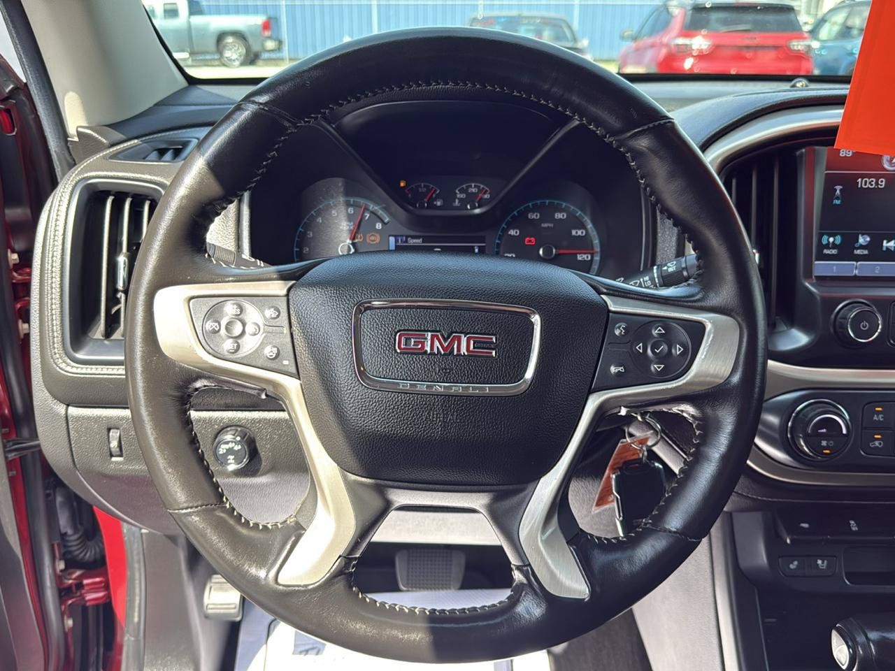 Used 2017 GMC Canyon Denali AWD/4WD image 13