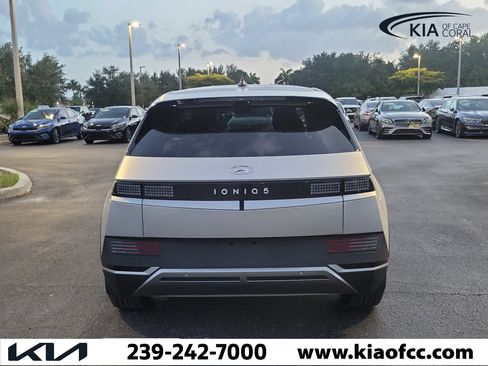 Used 2024 Hyundai Ioniq 5 SEL RWD image 5