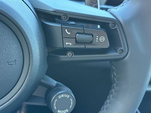 New 2026 Porsche Cayenne image 30