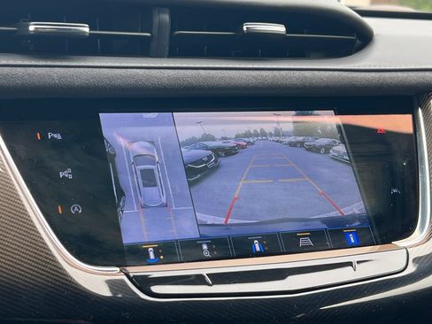 Certified 2024 Cadillac XT6 Sport w/ Platinum Package AWD/4WD image 31