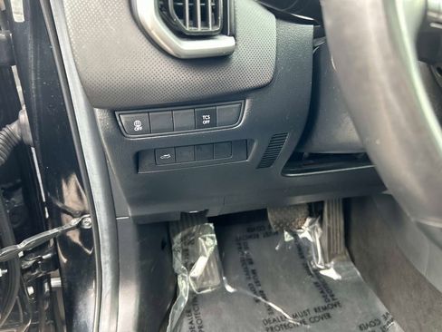 Used 2024 MAZDA CX-50 AWD 2.5 S w/ Premium Package image 23