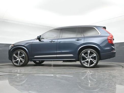 Used 2023 Volvo XC90 B6 Ultimate w/ Protection Package AWD/4WD image 15